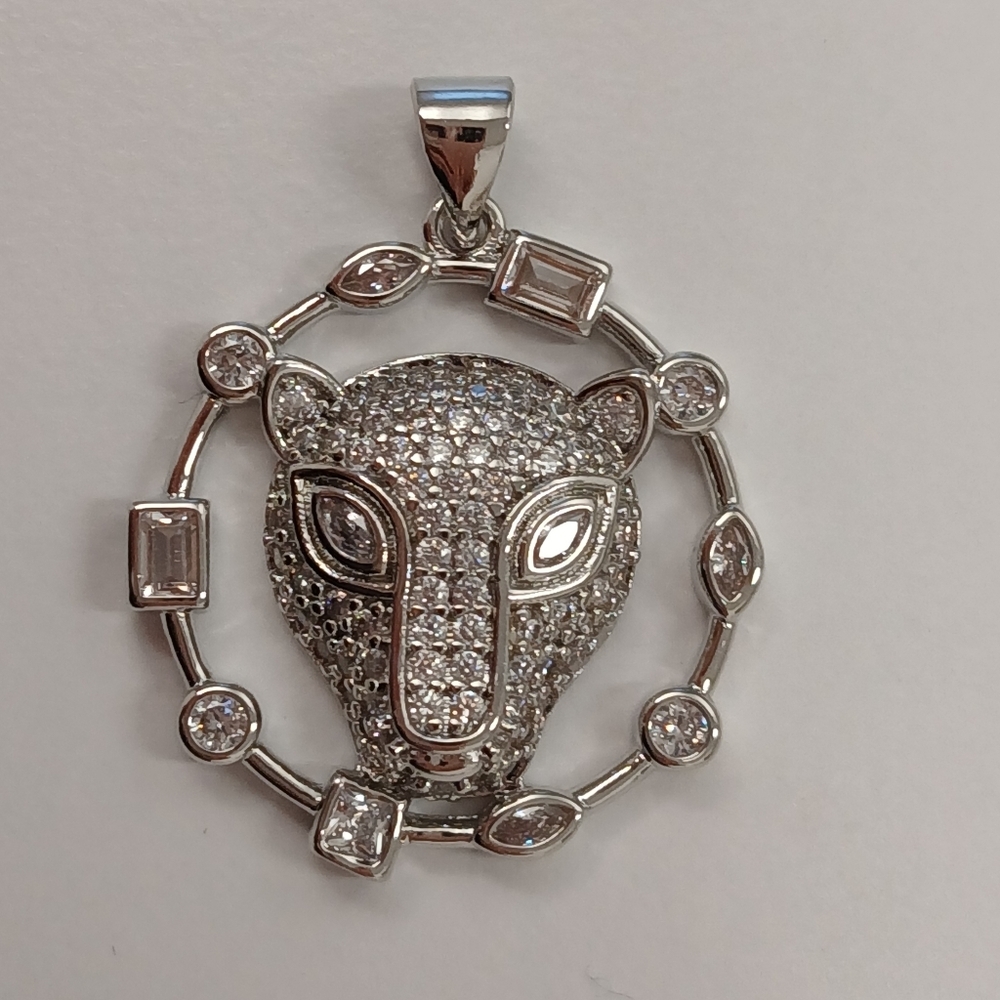 Nwot 18k White Gold Plated Panther Pendant By Pretty Bird Jewelry - Picture 2 of 7